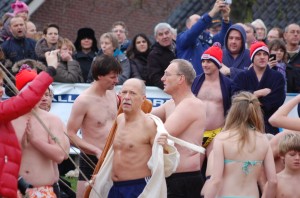 nieuwjaarsduik houten 2012 116