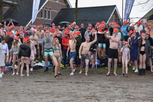 Nieuwjaarsduik Houten 2024