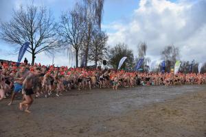 Nieuwjaarsduik Houten 2024