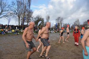 Nieuwjaarsduik Houten 2024