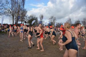 Nieuwjaarsduik Houten 2024