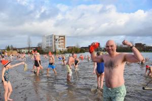 Nieuwjaarsduik Houten 2024