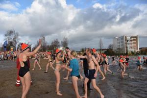 Nieuwjaarsduik Houten 2024