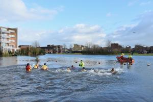 Nieuwjaarsduik Houten 2024