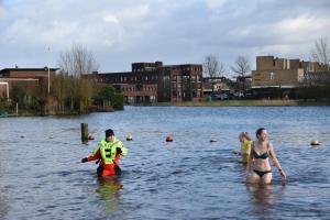 Nieuwjaarsduik Houten 2024