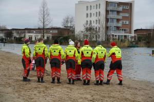 Nieuwjaarsduik-2025-43-van-587